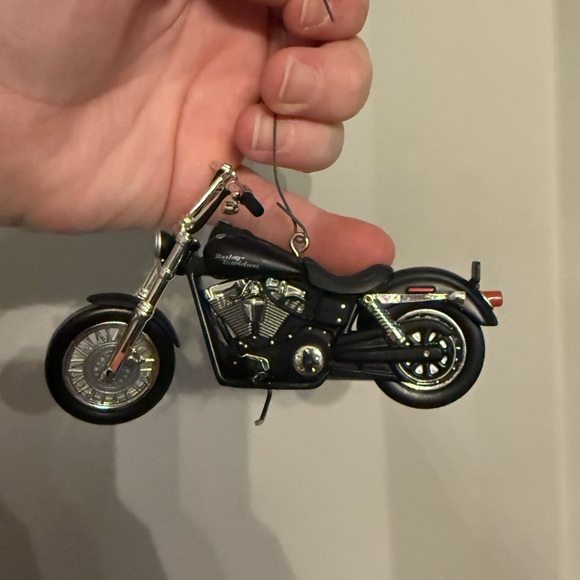 Set of 4 Hallmark Harley Davidson ornaments - Picture 5 of 6